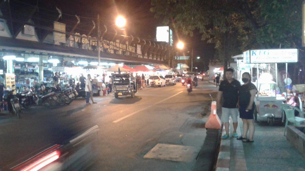 Jaidee House Hotel Chiang Mai Esterno foto